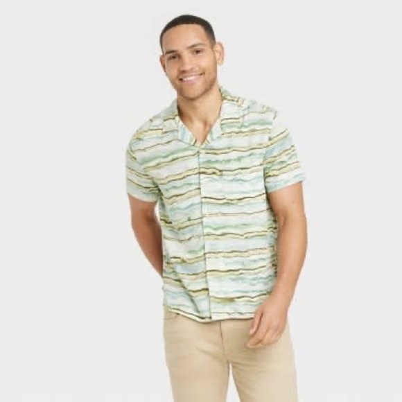 Goodfellow & Co Other - NWT Goodfellow & Co Short Sleeve Button-Down Camp Shirt - Size: Medium